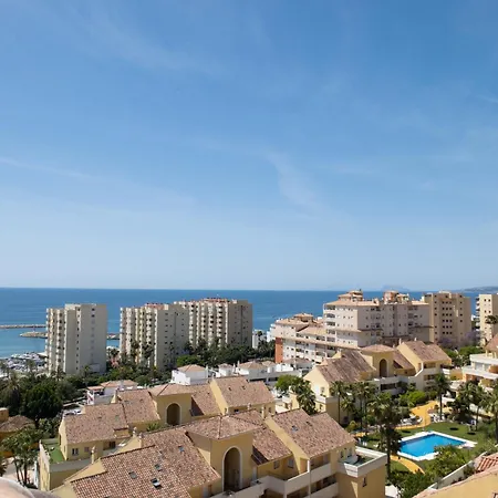 Stylish 2 Bedroom Penthouse With Breathtaking View