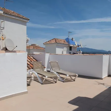Stylish 2 Bedroom Penthouse With Breathtaking View Appartement *
